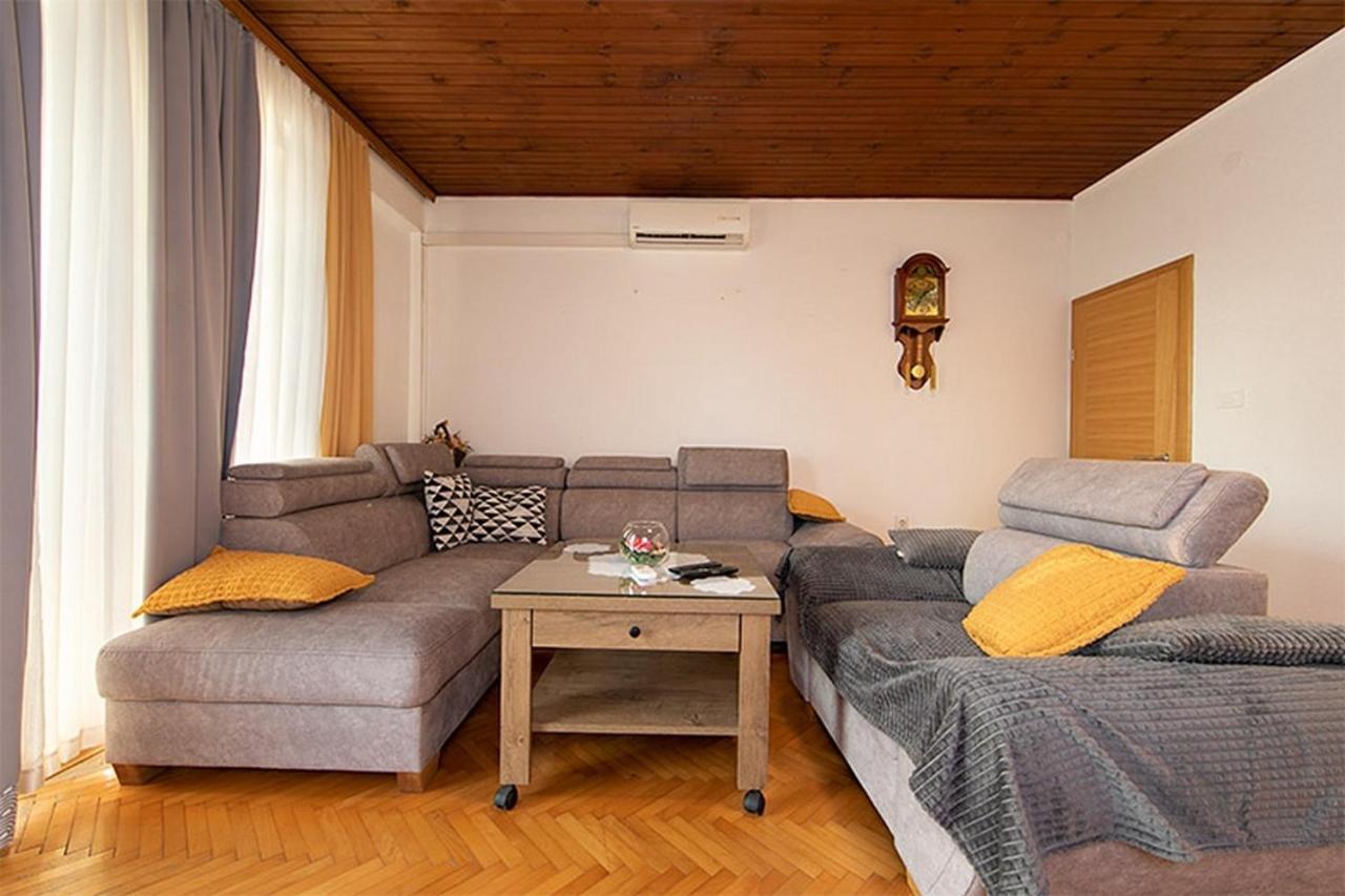 Apartment Tucepi 6695A Dış mekan fotoğraf