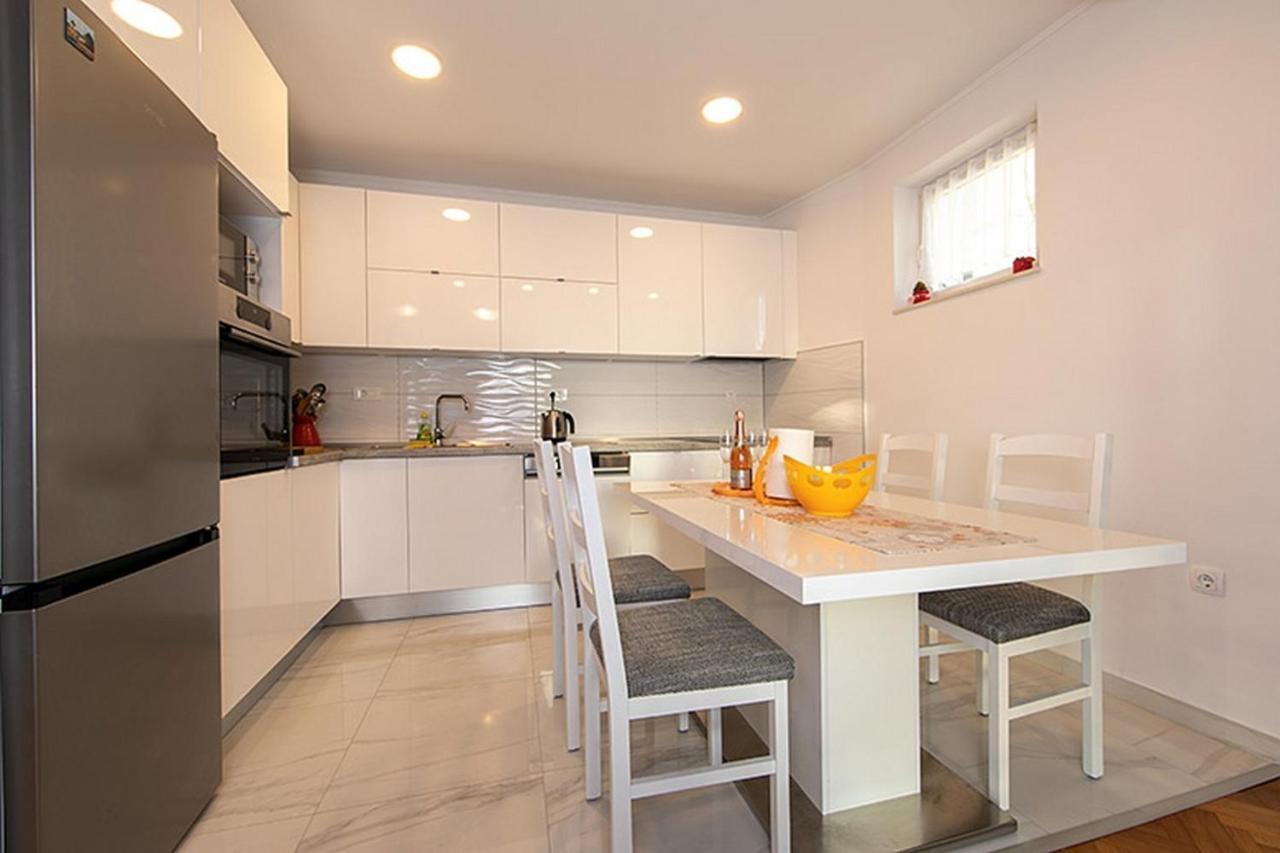 Apartment Tucepi 6695A Dış mekan fotoğraf